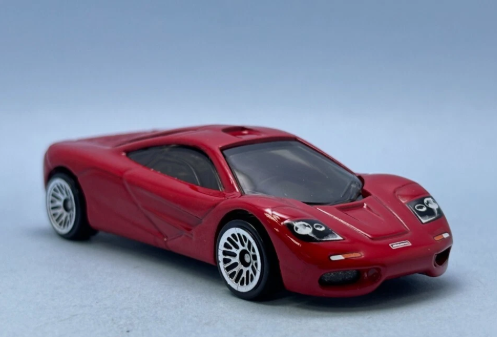 Hot Wheels 2024 #243/250 McLaren F1, NEW/LOOSE, grand prix red