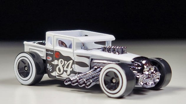 Hot Wheels 2024 #183/250 2020 Bone Shaker, TREASURE HUNT, NEW/LOOSE, white