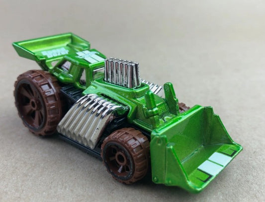 Hot Wheels 2024 #147/250 Speed Dozer, NEW/LOOSE, green
