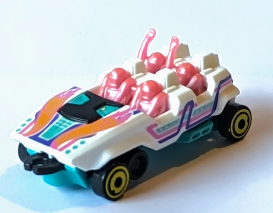 Hot Wheels 2024 #048/250 Loopster, NEW/LOOSE, white