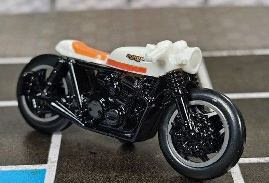 Hot Wheels 2023 #141/250 Honda CB750 Cafe', NEW/LOOSE, white