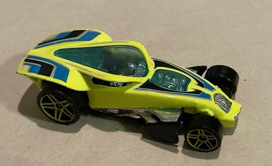 Hot Wheels 2008 #100/196 Brutalistic PREOWNED/LOOSE, fluorescent light green