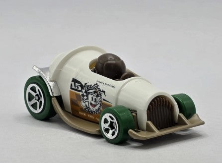 Hot Wheels 2026 #022/250 Instant Boost, NEW/LOOSE, white