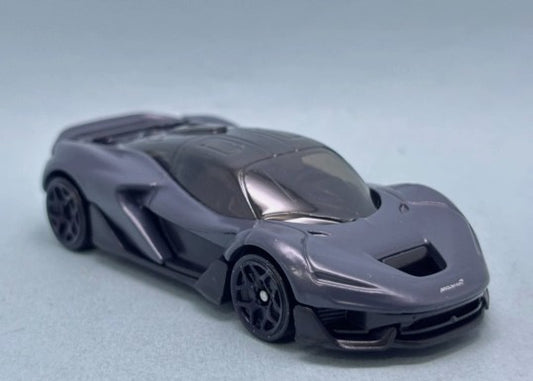 Hot Wheels 2025 #142/250 McLaren W1, NEW/LOOSE, grey