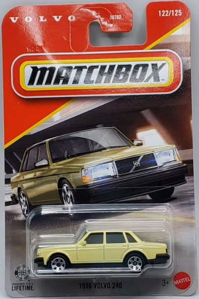 Matchbox 2025 #122/125 1986 Volvo 240, cream yellow