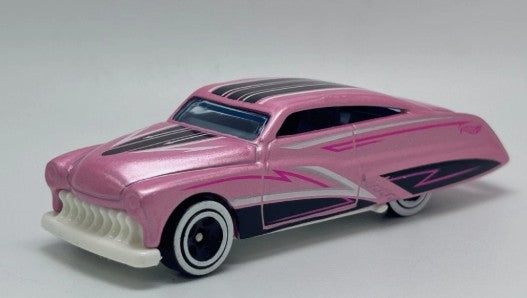 Hot Wheels 2026 #046/250 Purple Passion, NEW/LOOSE, pink