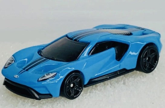Hot Wheels 2022 #157/250 '17 Ford GT, NEW/LOOSE, heritage blue