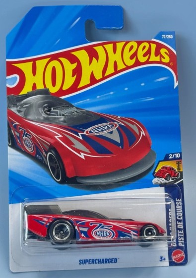Hot Wheels 2026 #077/250, Supercharged, red