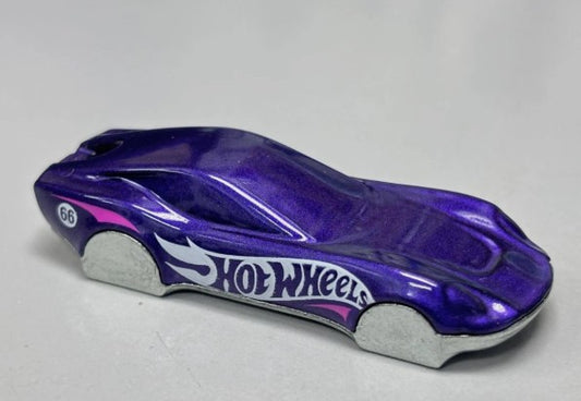Hot Wheels 2026 #093/250, Coupe Clip, NEW/LOOSE, purple