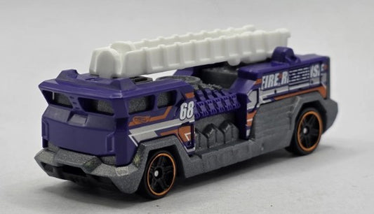 Hot Wheels 2026 #032/250 5 Alarm, NEW/LOOSE, purple