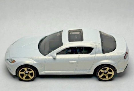 Matchbox 2026 #019/125 2004 Mazda RX-8, NEW/LOOSE, white