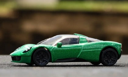 Hot Wheels 2026 #003/250 Gordon Murray Automotive T.33, NEW/LOOSE, green