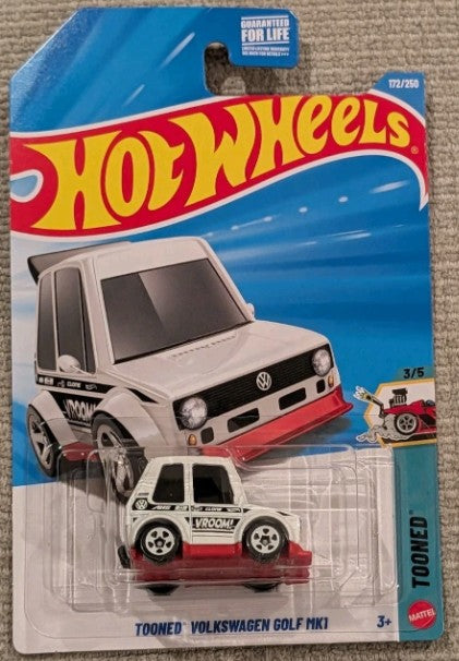 Hot Wheels 2026 #172/250, Tooned Volkswagen Golf Mk.1, white