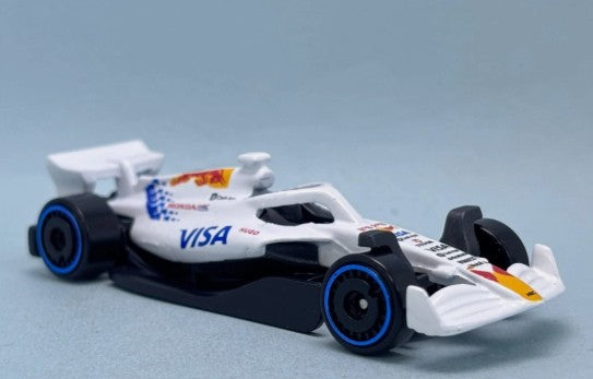 Hot Wheels 2026 #068/250, Visa Cash App Racing Bulls Formula One, NEW/LOOSE, white