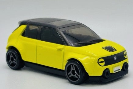 Hot Wheels 2026 #115/250, Custom 2020 Honda e, NEW/LOOSE, charge yellow