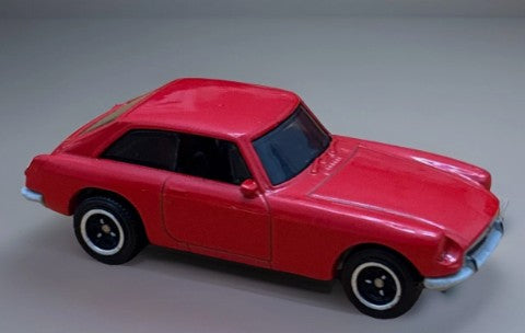 Matchbox 2020 #061/100, 1971 MGB GT Coupe, NEW/LOOSE, flame red