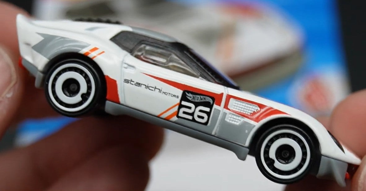 Hot Wheels 2026 #096/250 El Segundo Coupe, NEW/LOOSE, white
