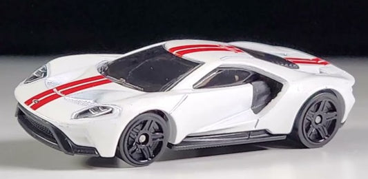 Hot Wheels 2024 #240/250 2020 '17 Ford GT, NEW/LOOSE, white
