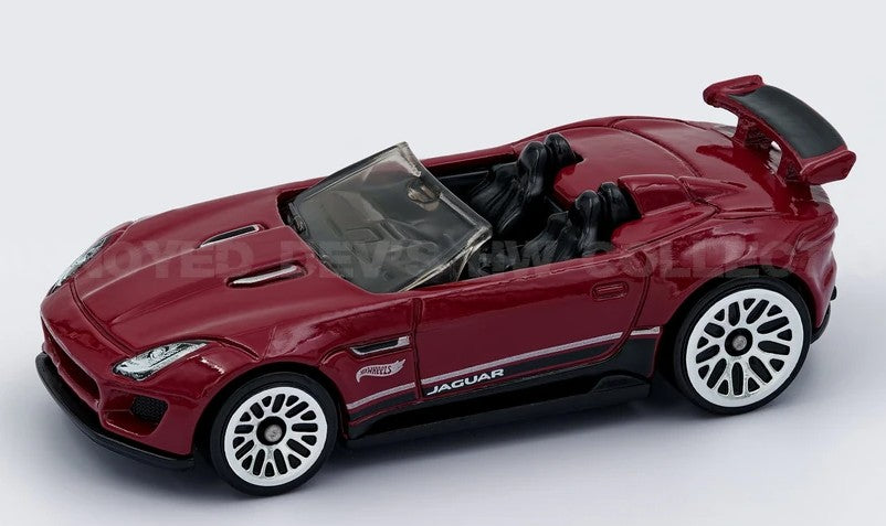Hot Wheels 2024 #116/250, '15 Jaguar F-Type Project 7, NEW/LOOSE, magenta