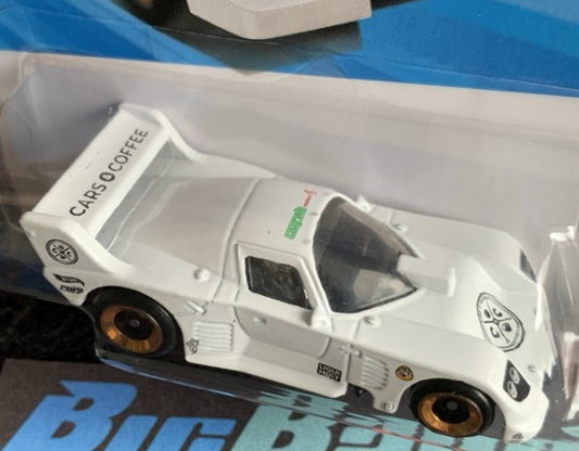 Hot Wheels 2026 #031/250 La Liebre, NEW/LOOSE, white