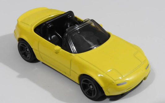 Hot Wheels 2020 #208/250, '91 Mazda MX-5 Miata, NEW/LOOSE, yellow