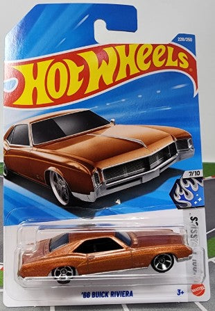 Hot Wheels 2026 #228/250,'66 Buick Riviera, copper