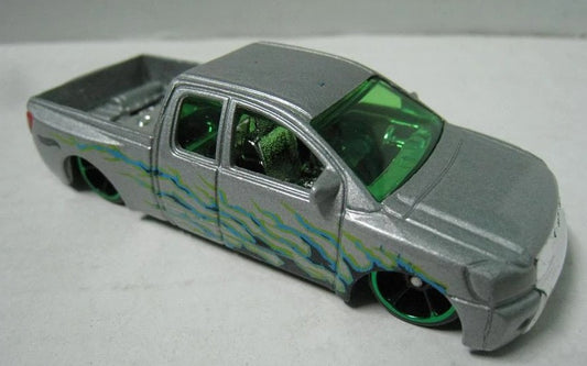 Hot Wheels 2016 Multipack Exclusive, Nissan Titan, NEW/LOOSE, grey