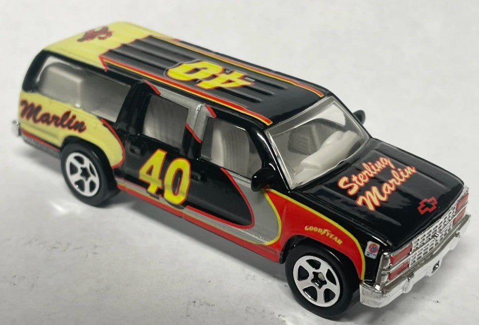 Hot Wheels 2000 Hot Wheels Racing 4/4, Chevy Suburban, NEW/LOOSE, black, grey, red & yellow