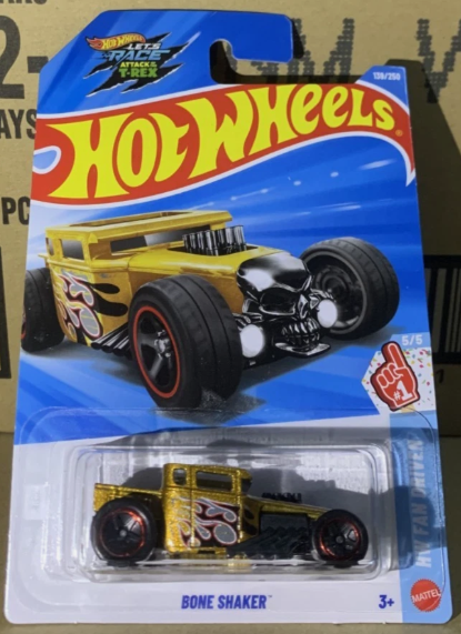 Hot Wheels 2026 #139/250, Bone Shaker, metalflake gold