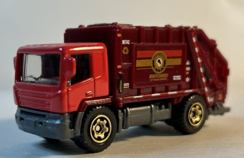 Matchbox 2025 #099/125, Garbage King, NEW/LOOSE, red & dark red