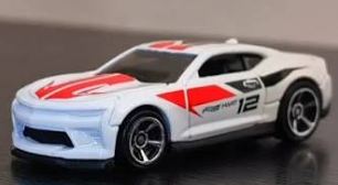 Hot Wheels 2026 #207/250, '18 Camaro SS, NEW/LOOSE, white