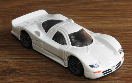 Hot Wheels 2022 #064/250, Nissan R390 GT1, NEW/LOOSE, white