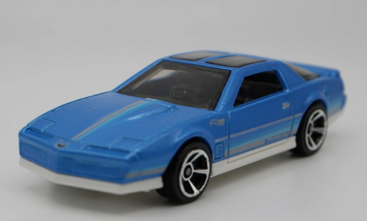 Hot Wheels 2023 #180/250 '84 Pontiac Firebird, NEW/LOOSE, metalflake light blue
