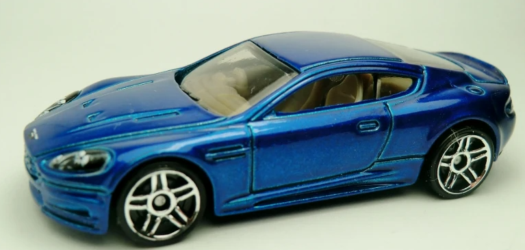 Hot Wheels 2013 #153/250, Aston Martin DB9, NEW/LOOSE, metalflake blue
