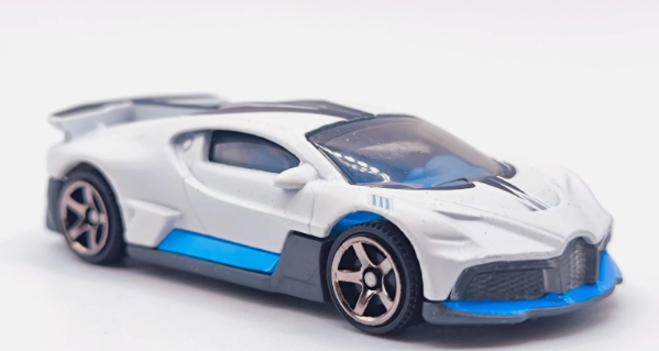 Matchbox 2026 Multipack Exclusive, 2018 Bugatti Divo, NEW/LOOSE, white