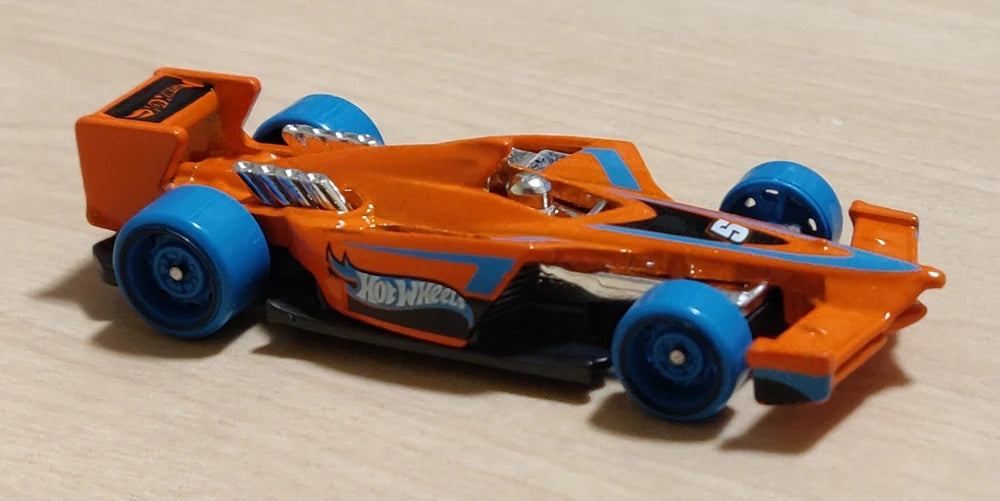 Hot Wheels Multipack Exclusive Winning Formula, NEW/LOOSE, orange