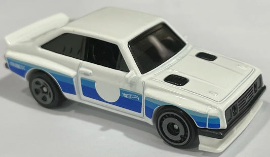 Hot Wheels 2023 #004/250 Ford Escort RS2000, NEW/LOOSE, white