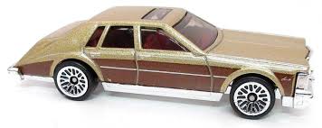 Hot Wheels 2023 #075/250 '82 Cadillac Seville, NEW/LOOSE, champagne