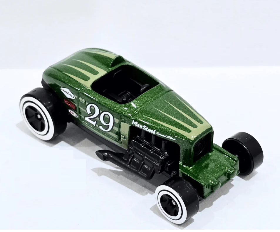 Hot Wheels 2024 #019/250 Max Steel, NEW/LOOSE, green