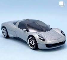 Hot Wheels 2025 #090/250 Gordon Murray Automotive T.33, NEW/LOOSE, silver