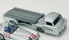 Hot Wheels 2026, Mercedes-Benz Renntransporter from Team Transport #89, NEW/LOOSE, silver