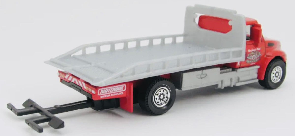 Matchbox 2021 Working Rigs 6/16, International DuraStar Flatbed 4400, NEW/LOOSE, red