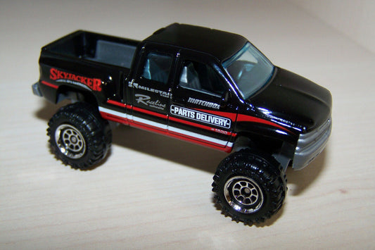 Matchbox 2021 Multipack Exclusive Chevy Silverado 4x4, black