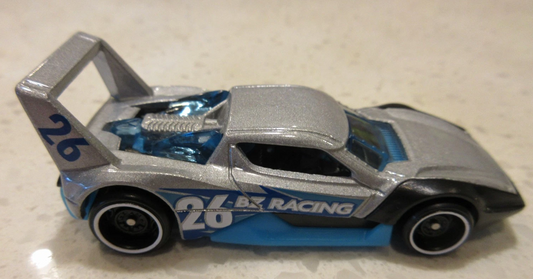 Hot Wheels 2026 #047/250 High Tail Chaser, NEW/LOOSE, metalflake silver