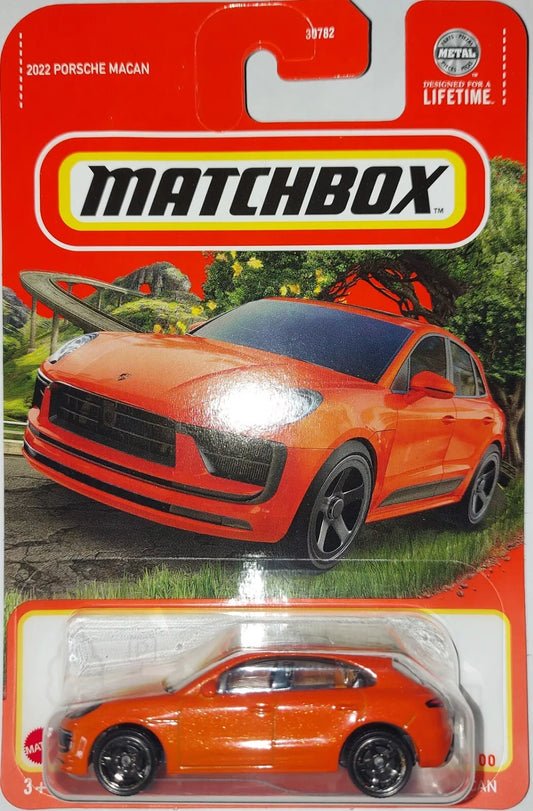 Matchbox 2024 #011/100 2022 Porsche Macan, orange