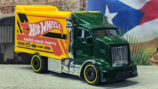 Hot Wheels 2023 #130/250 Hiway Hauler 2, NEW/LOOSE, dark green