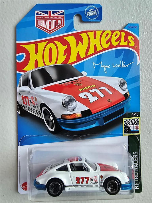 Hot Wheels 2023 #126/250 '71 Porsche 911, white (Urban Outlaw livery)