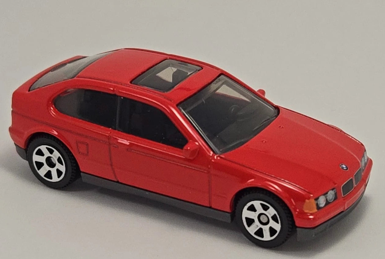 Matchbox 2025 #005/125 1995 BMW 318ti, NEW/LOOSE, red