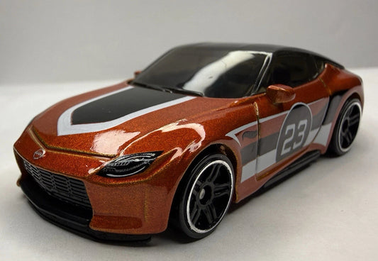 Hot Wheels 2026 #121/250 2023 Nissan Z, NEW/LOOSE, burnt orange