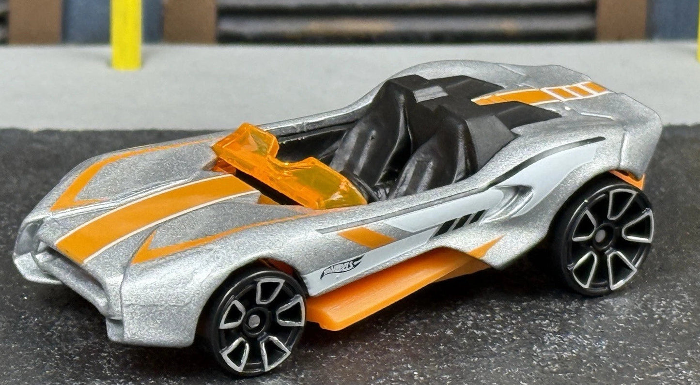 Hot Wheels 2026 Multipack Exclusive, Carbonic, NEW/LOOSE, metalflake silver